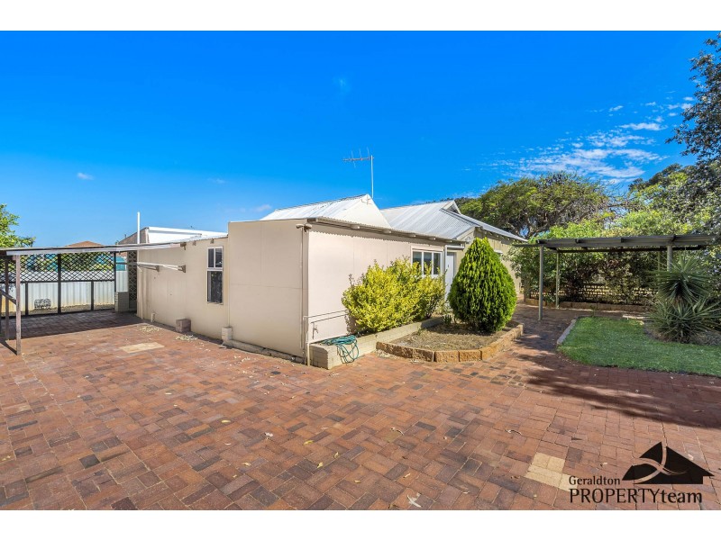 231 First Street, Wonthella WA 6530