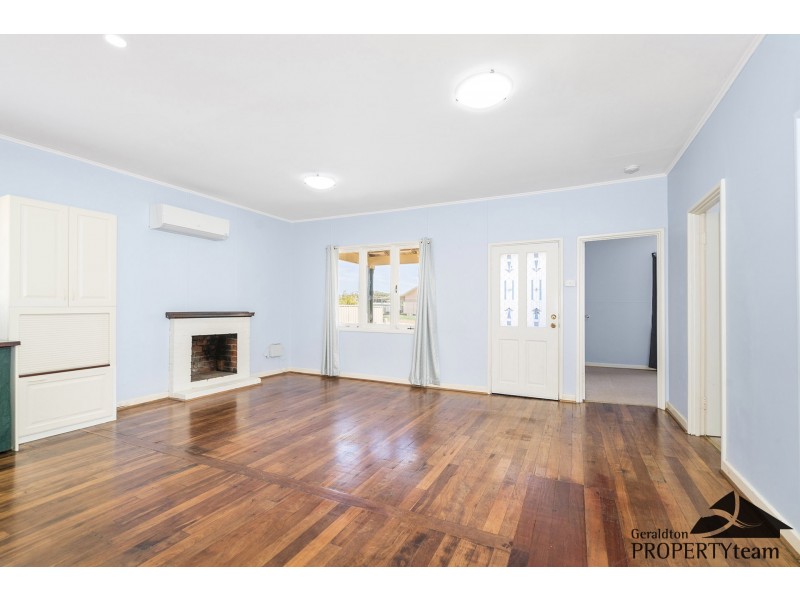 3 Bradley Street, Beachlands WA 6530