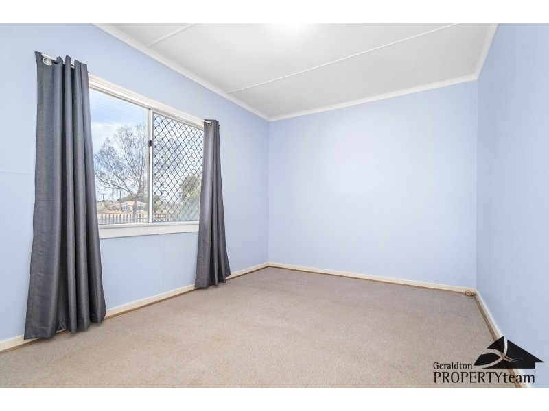 3 Bradley Street, Beachlands WA 6530