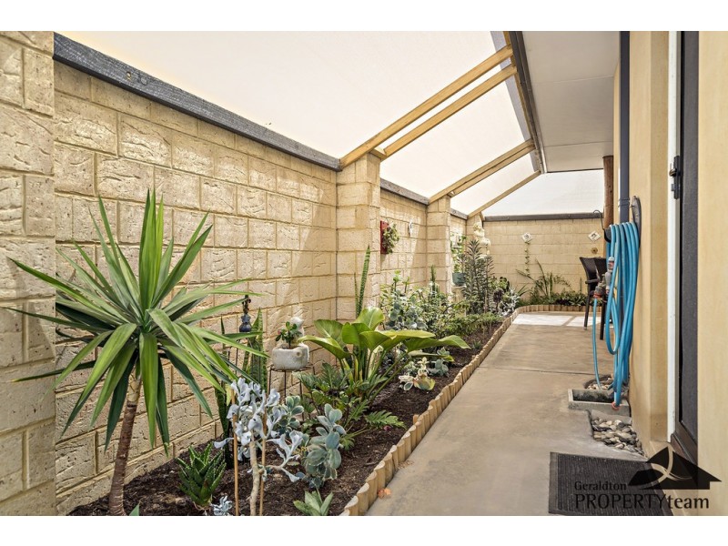43 Francis Road, Port Denison WA 6525