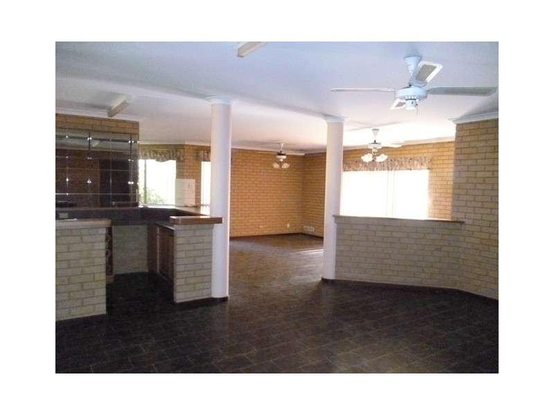 13 Endeavour Drive, Wandina WA 6530