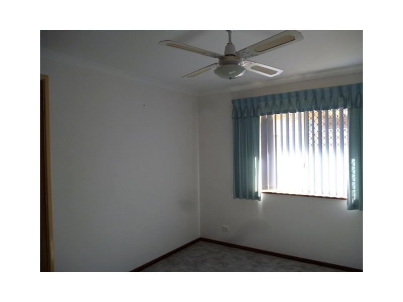 13 Endeavour Drive, Wandina WA 6530