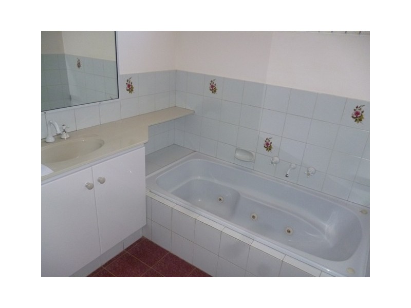 13 Endeavour Drive, Wandina WA 6530