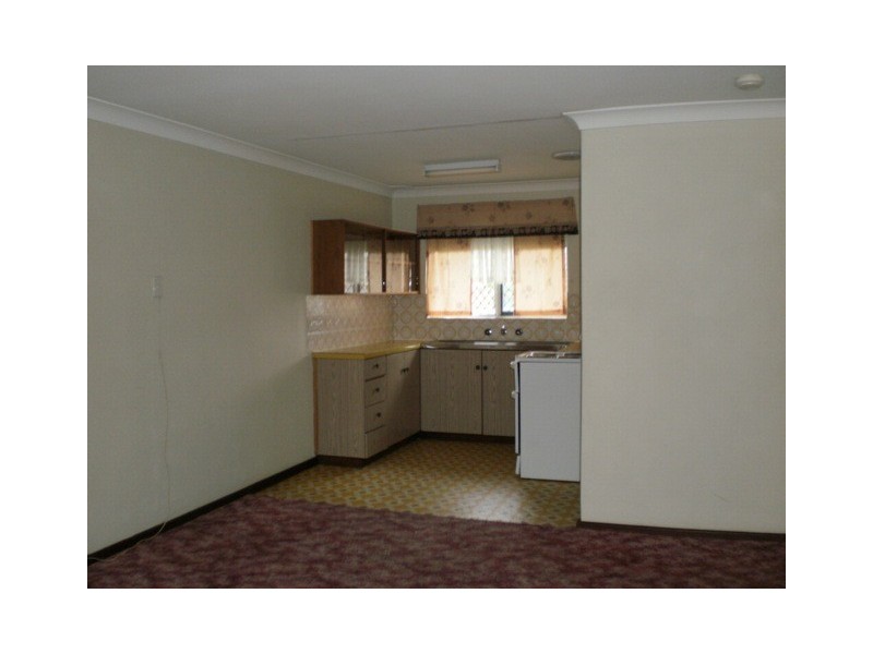 44E Simpson Street, Geraldton WA 6530