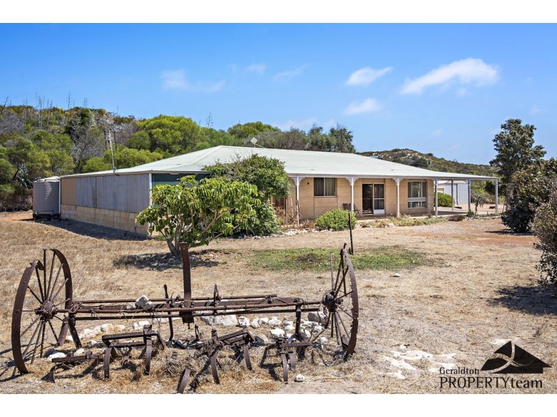 77 McCartney Road, Greenough WA 6532