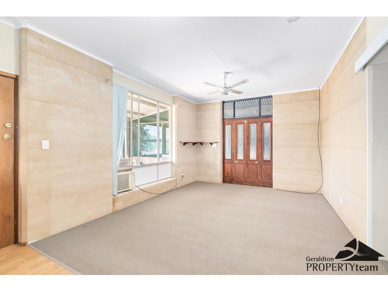 77 McCartney Road, Greenough WA 6532