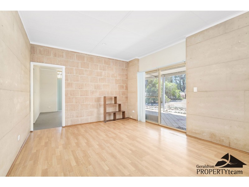 77 McCartney Road, Greenough WA 6532