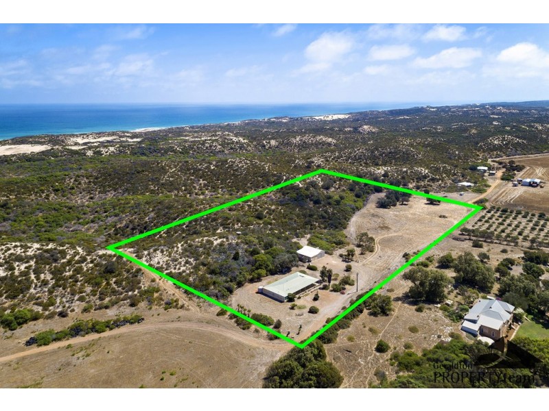 77 McCartney Road, Greenough WA 6532