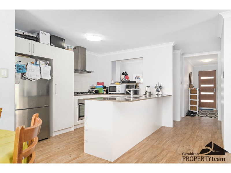 21 Crowther Street, Beachlands WA 6530