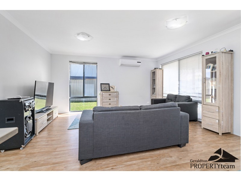 21 Crowther Street, Beachlands WA 6530