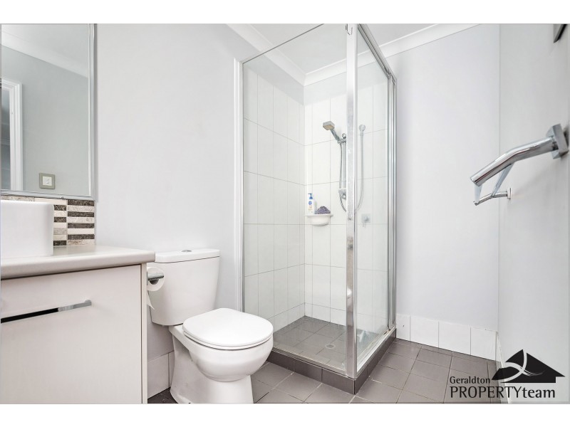 21 Crowther Street, Beachlands WA 6530