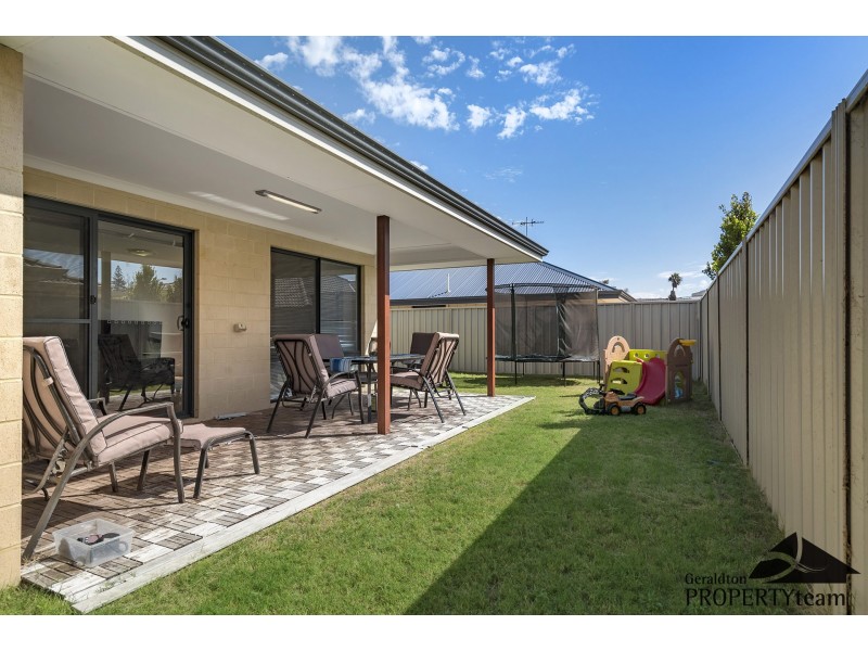 21 Crowther Street, Beachlands WA 6530