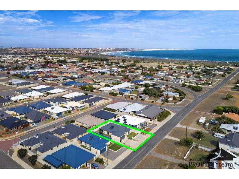 21 Crowther Street, Beachlands WA 6530