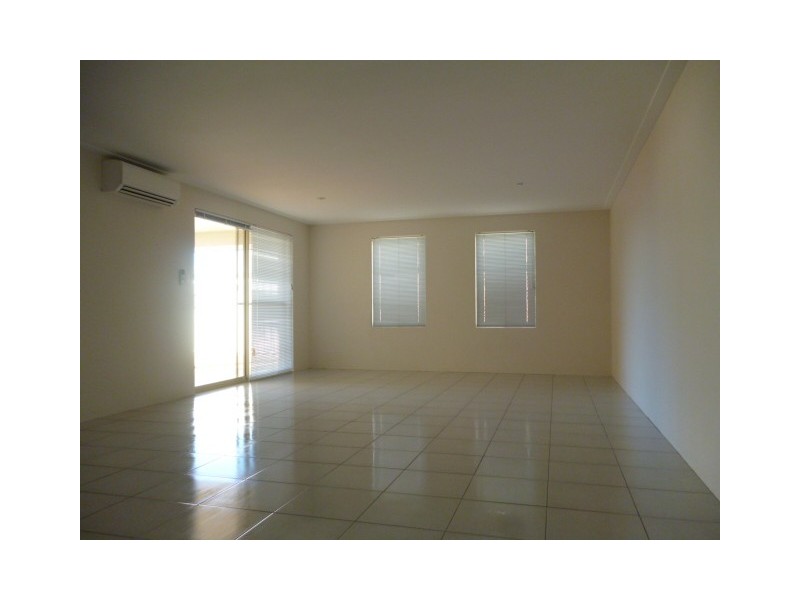 56 Derna Parade, Wandina WA 6530