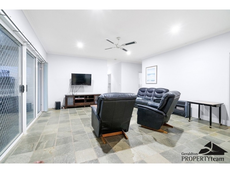 101 Glendinning Road, Tarcoola Beach WA 6530