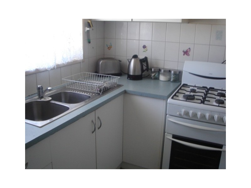 4 Adelaide Street, Waggrakine WA 6530