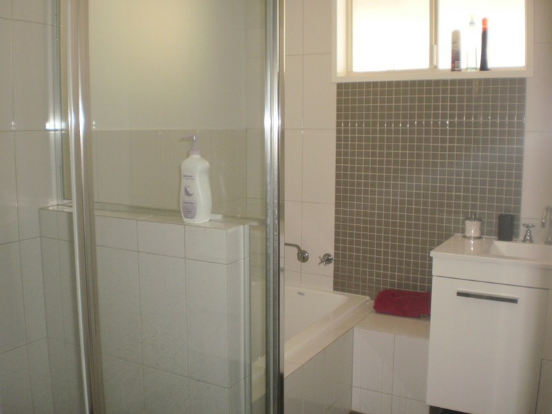 13  James Street, Geraldton WA 6530