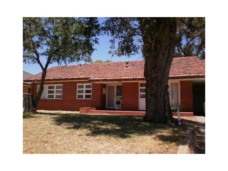 30 Mark Street, Geraldton WA 6530