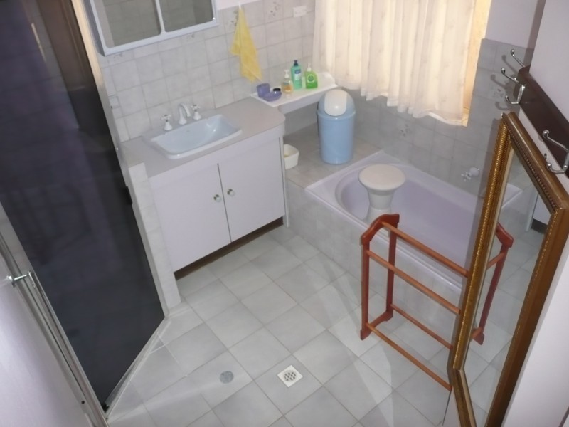 16 Crowtherton Street, Bluff Point WA 6530