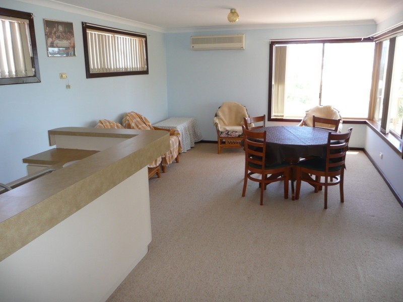 16 Crowtherton Street, Bluff Point WA 6530