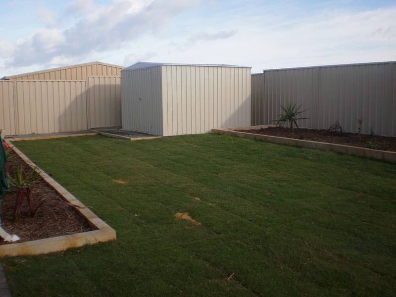 19 Coveside Way, Drummond Cove WA 6532