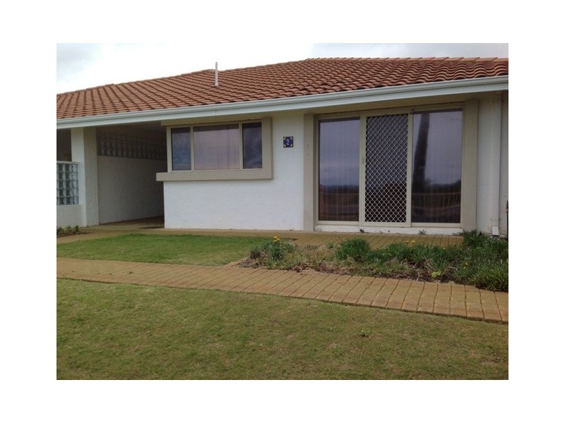 2/323 Willcock Drive, Mahomets Flats WA 6530