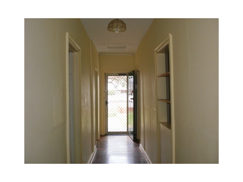 224A Second Street, Wonthella WA 6530