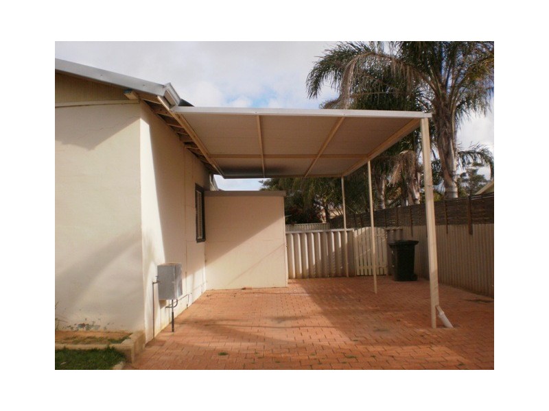 224A Second Street, Wonthella WA 6530