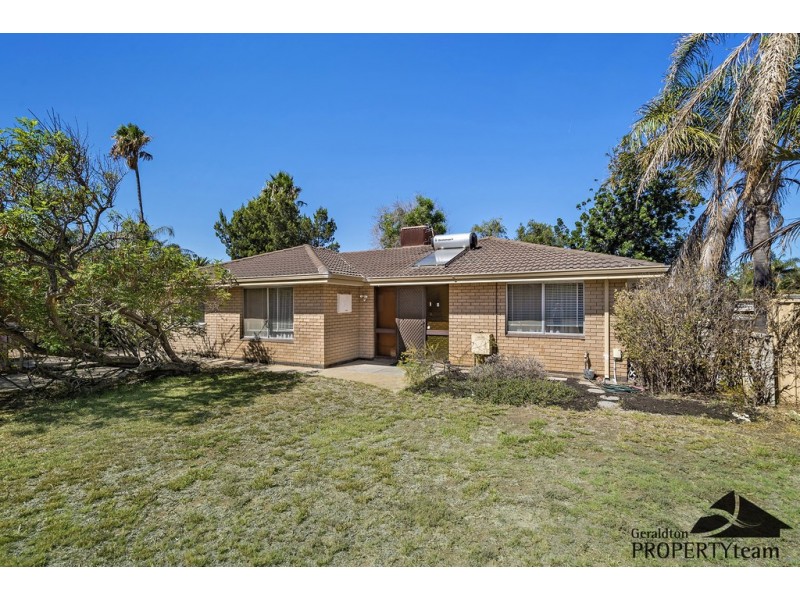 5 Hallet Place, Bluff Point WA 6530