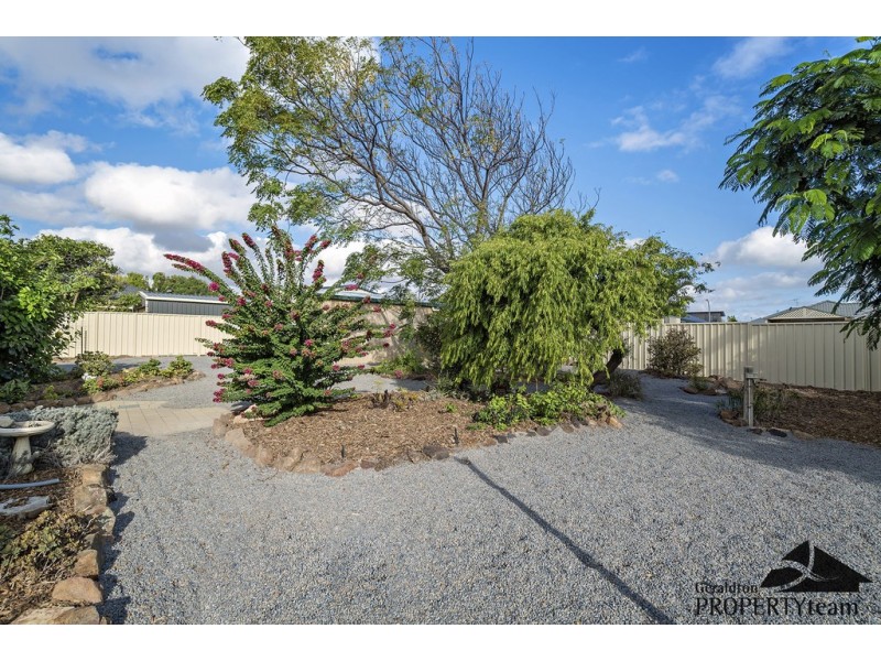 3 Shoalhaven Way, Drummond Cove WA 6532
