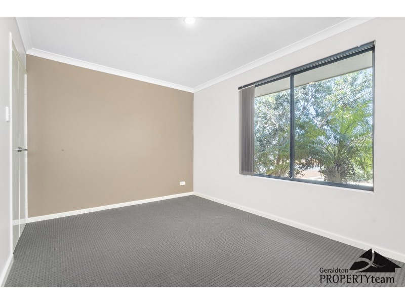 8 Yolanda Edge, Wandina WA 6530