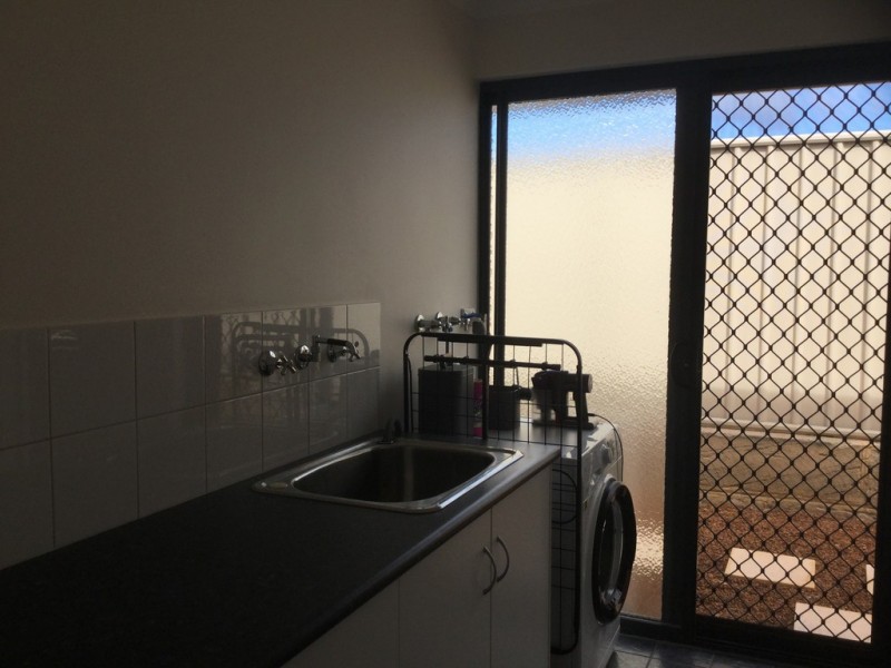 33 Columbus Boulevard, Wandina WA 6530