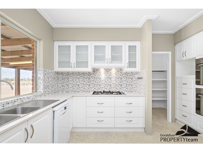 16 Lincoln Street, Deepdale WA 6532