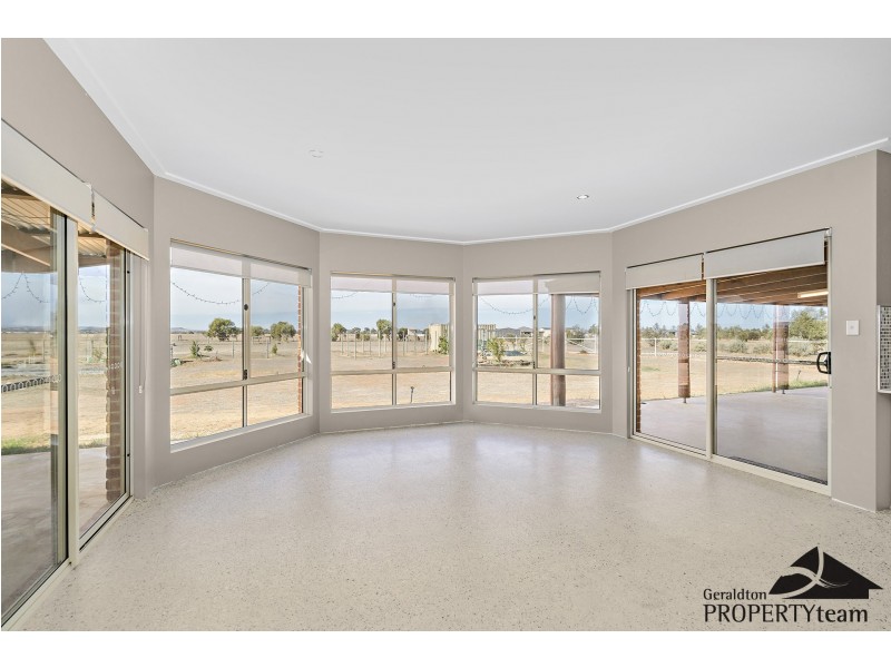 16 Lincoln Street, Deepdale WA 6532