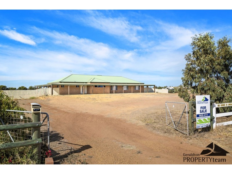 16 Lincoln Street, Deepdale WA 6532