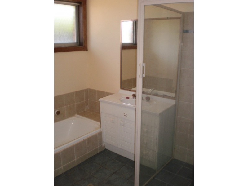 18 Tuart Street, Rangeway WA 6530