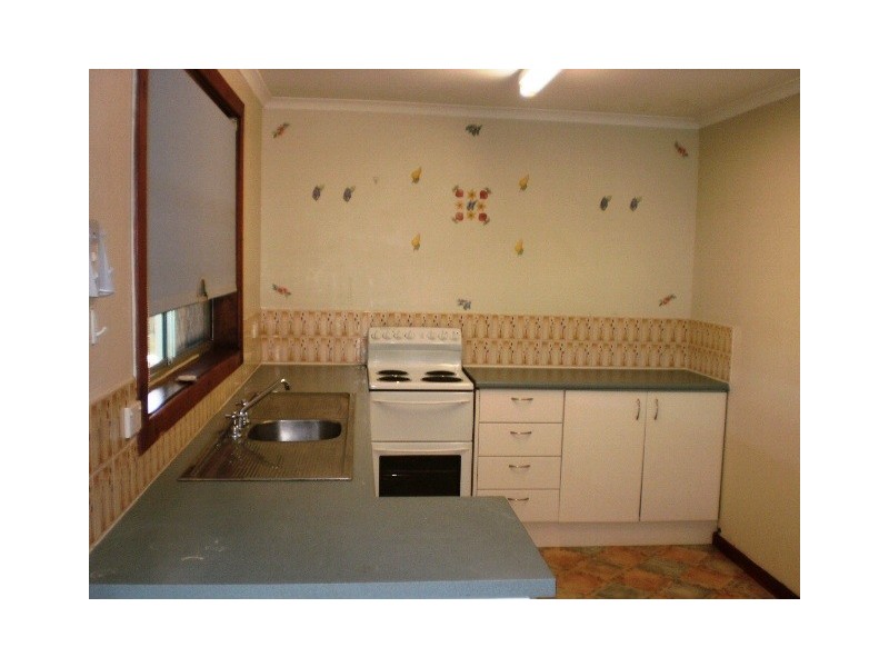 18 Tuart Street, Rangeway WA 6530