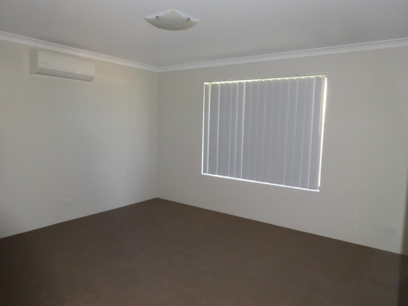 5 Bronzewing Turn, Wandina WA 6530