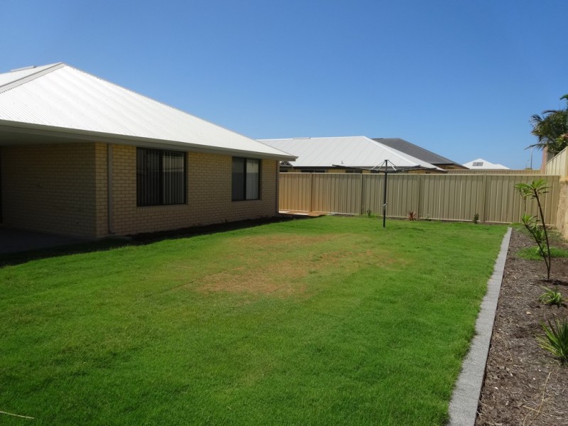 5 Bronzewing Turn, Wandina WA 6530