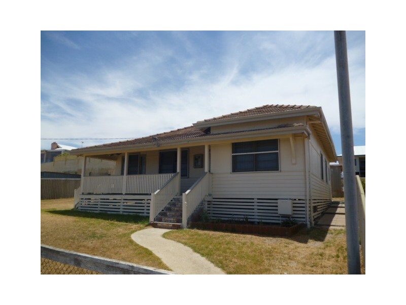 3 Eastern Close, Geraldton WA 6530