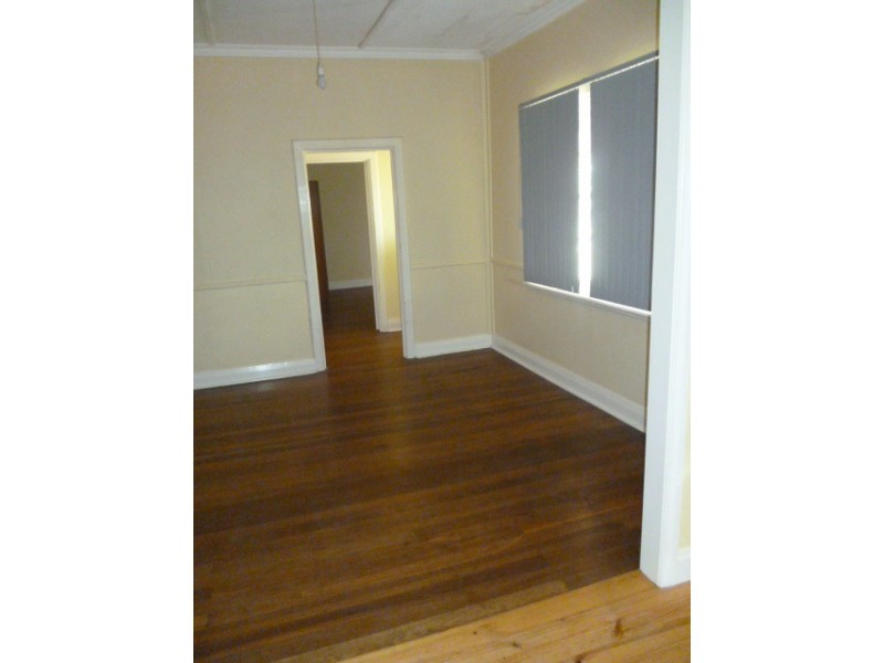 3 Eastern Close, Geraldton WA 6530