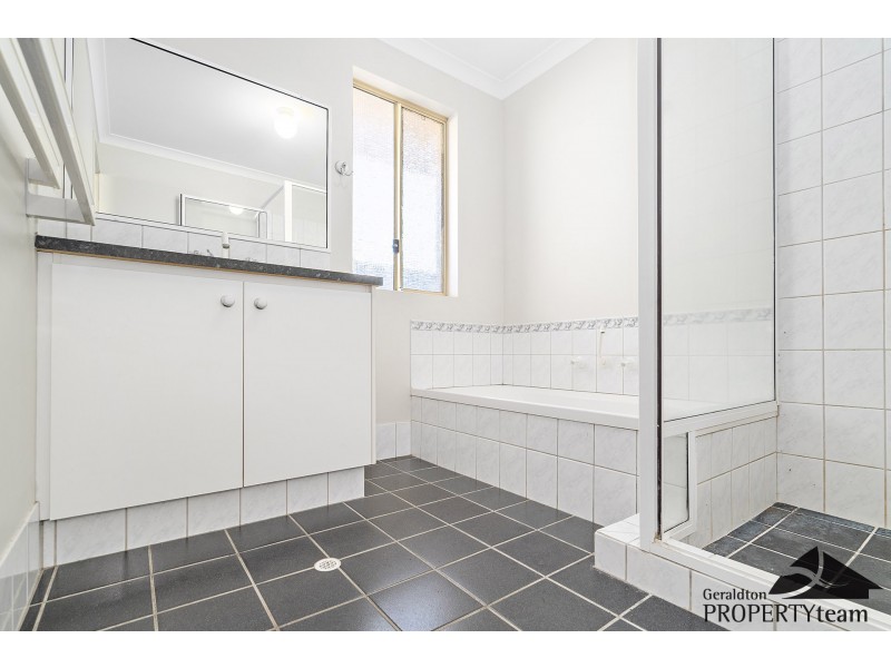 14 Hillview Drive, Drummond Cove WA 6532