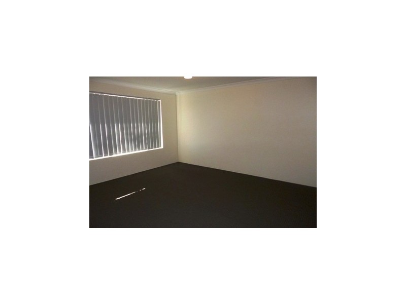 25 Iduna Road, Wandina WA 6530