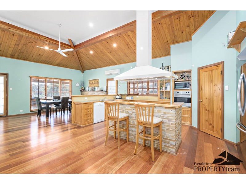 32 Polo Road, Deepdale WA 6532