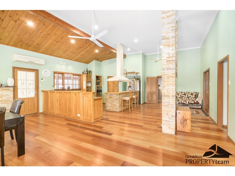 32 Polo Road, Deepdale WA 6532