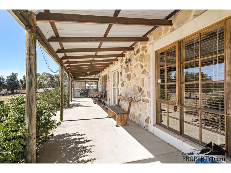 32 Polo Road, Deepdale WA 6532