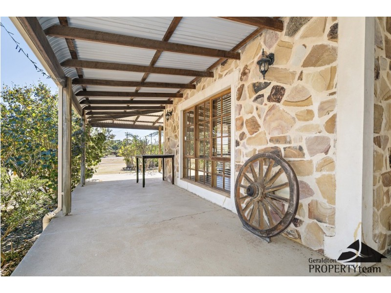 32 Polo Road, Deepdale WA 6532