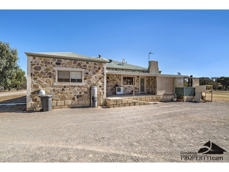 32 Polo Road, Deepdale WA 6532