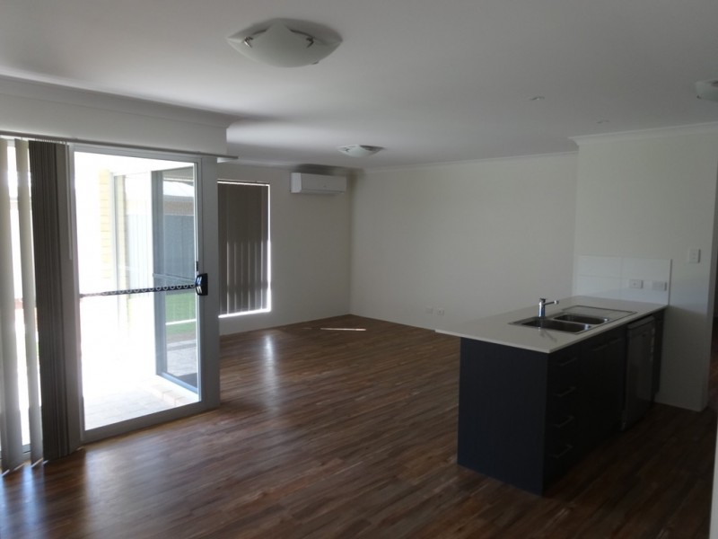 9 Bronzewing Turn, Wandina WA 6530