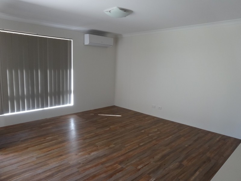 9 Bronzewing Turn, Wandina WA 6530